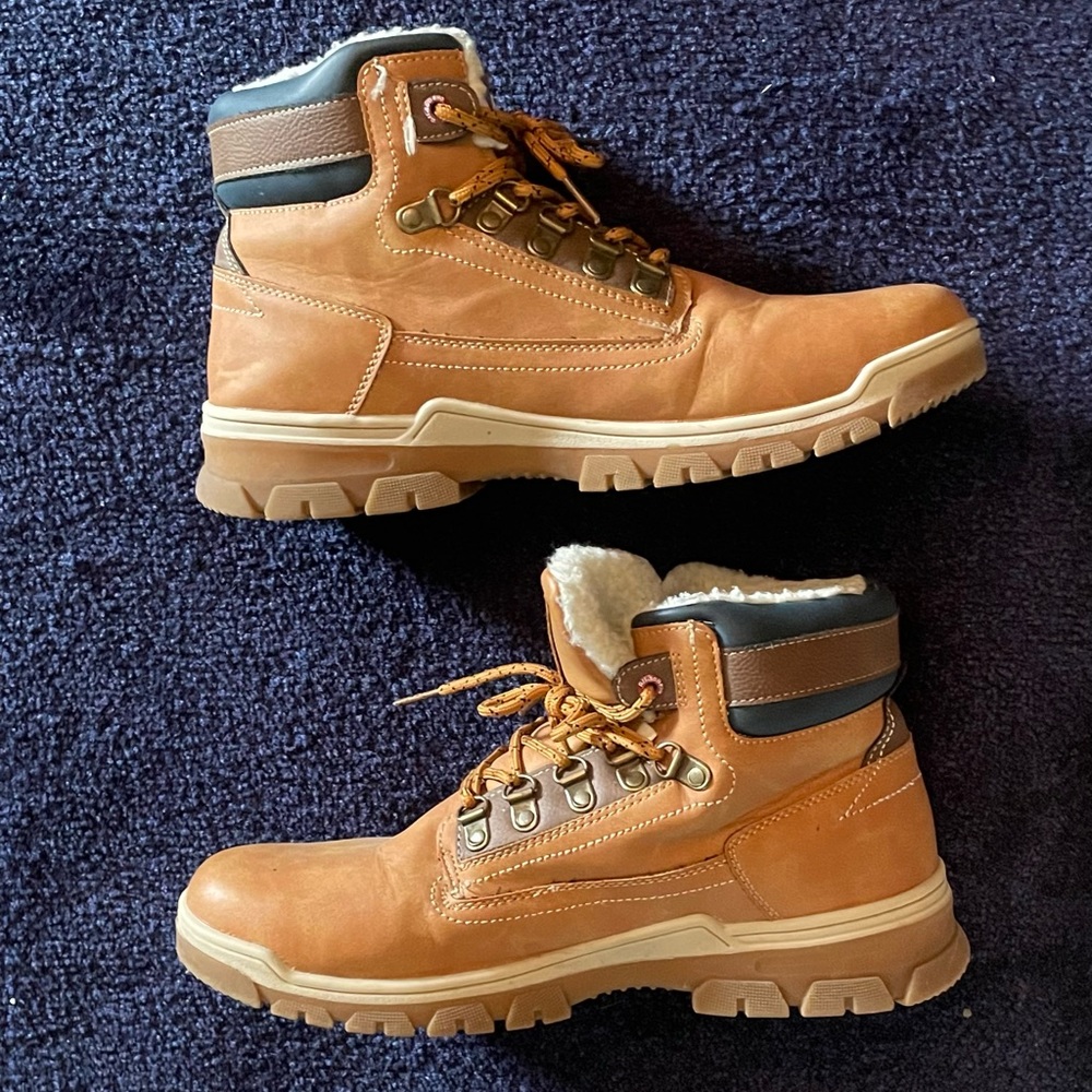 Boots - Picture 1 of 6